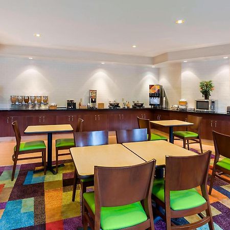Fairfield Inn & Suites Dallas Park Central Extérieur photo