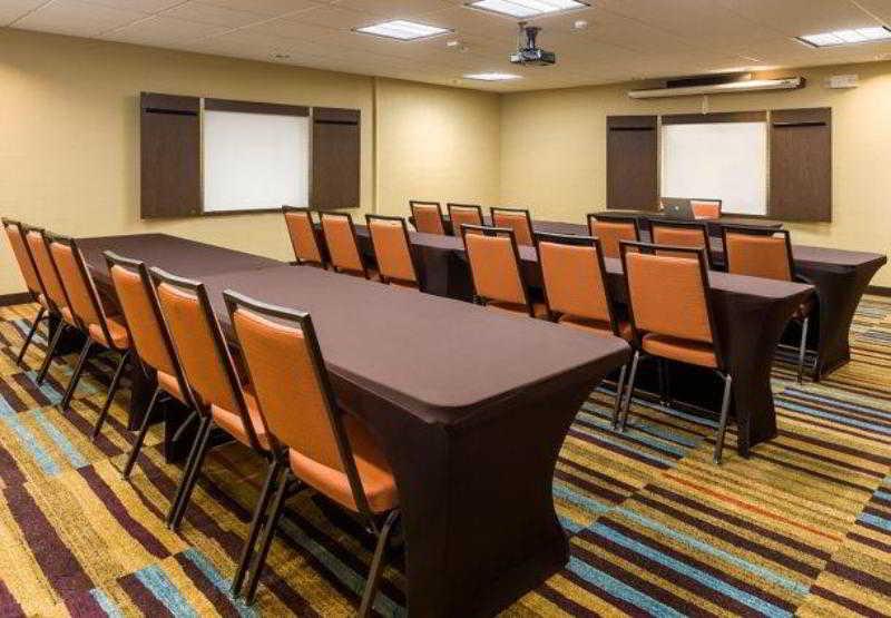 Fairfield Inn & Suites Dallas Park Central Extérieur photo